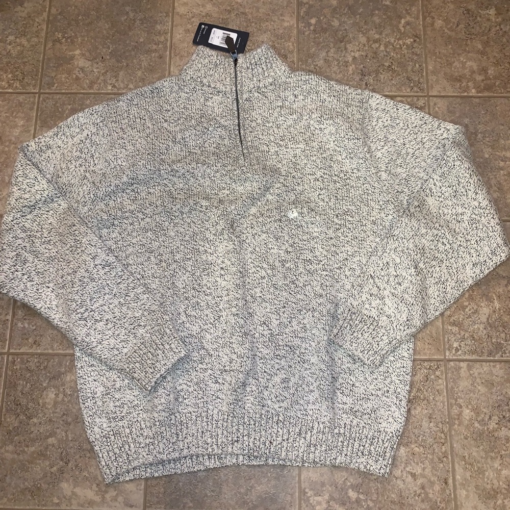 Chaps light grey sweater new with tags